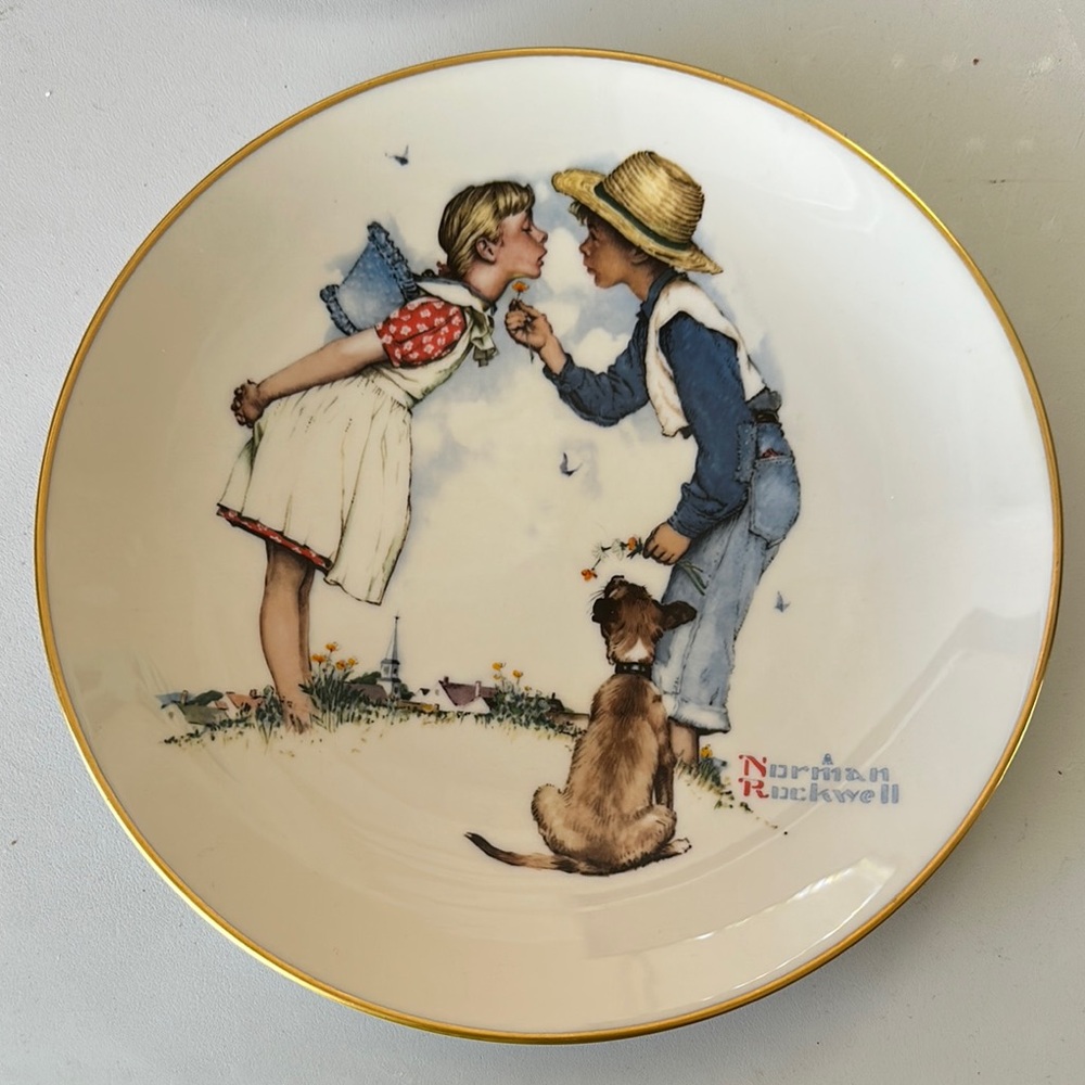 Norman Rockwell Decorative Plate - Red, Blue, Gold